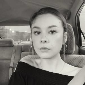 Meet your Posher, Macaria